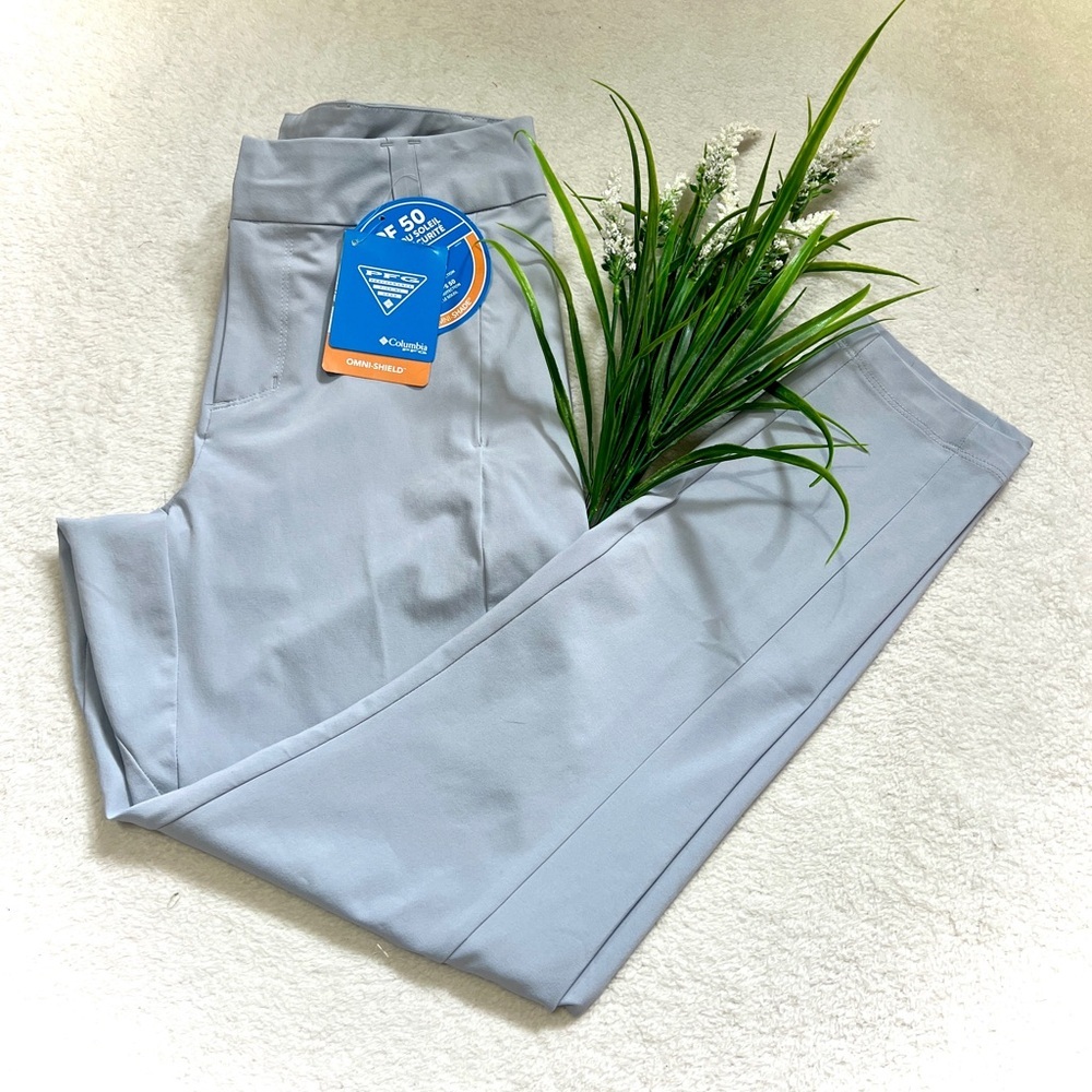Columbia NWT - PFG Omni-Sheild Straight Leg Cargo Pant - Size 6/27L